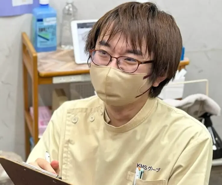 タントン整骨院スタッフの笑顔の応対